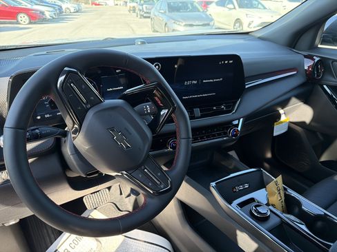 New 2026 Chevrolet Equinox RS image 7