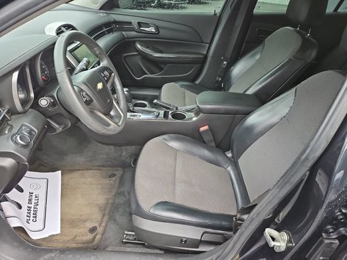 Used 2015 Chevrolet Malibu LT FWD image 11