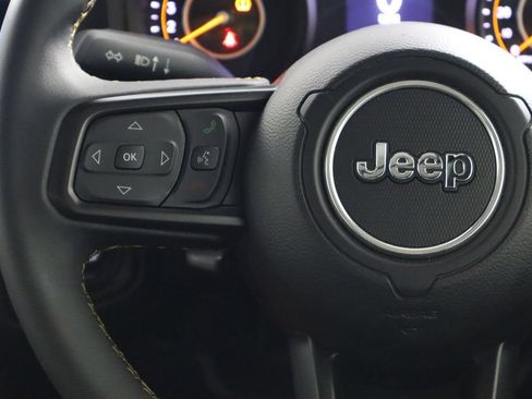 Used 2024 Jeep Wrangler Unlimited Sport AWD/4WD image 8