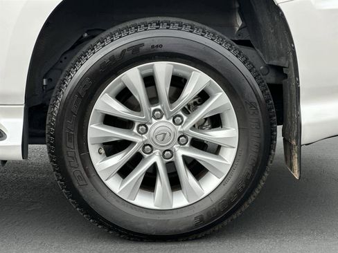 Used 2023 Lexus GX 460 Premium image 8