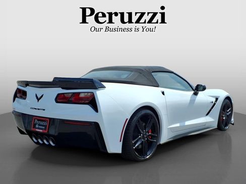 Used 2016 Chevrolet Corvette Stingray Convertible w/ 2LT Preferred Equipment Group RWD image 3