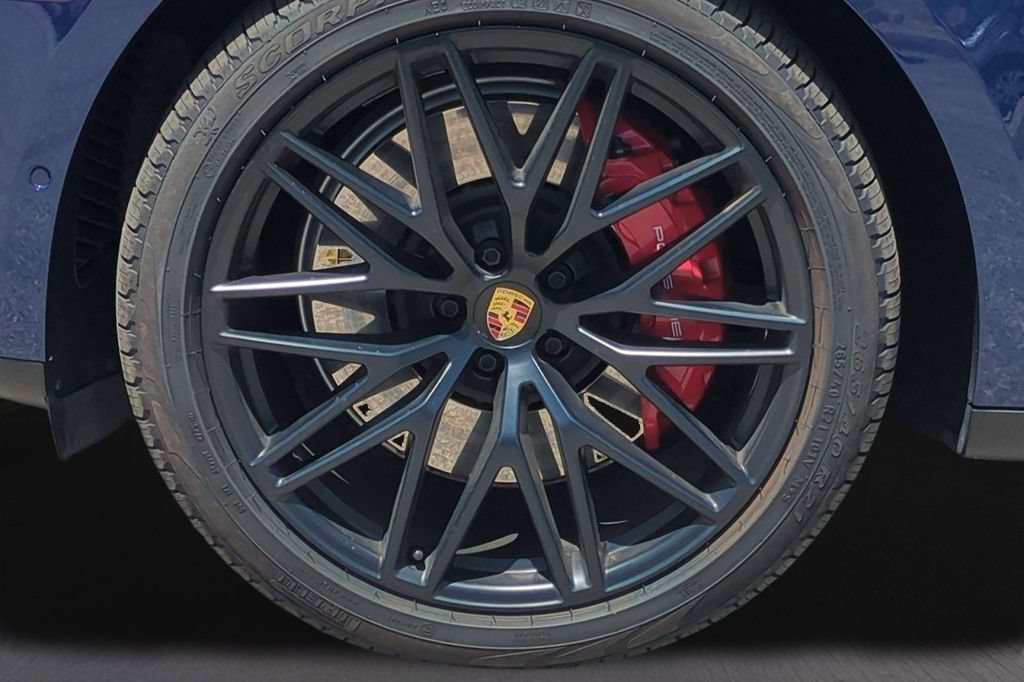 Used 2023 Porsche Macan GTS AWD/4WD image 21