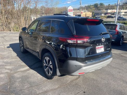 Certified 2023 Nissan Rogue SV w/ SV Premium B Package AWD/4WD image 5