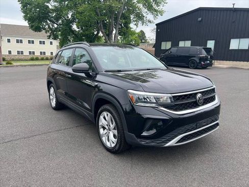 Certified 2023 Volkswagen Taos S AWD/4WD image 7