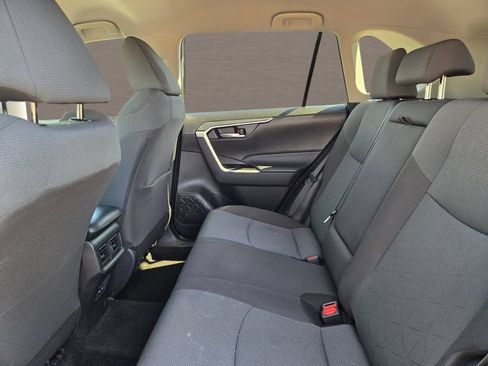 Used 2025 Toyota RAV4 XLE FWD image 14