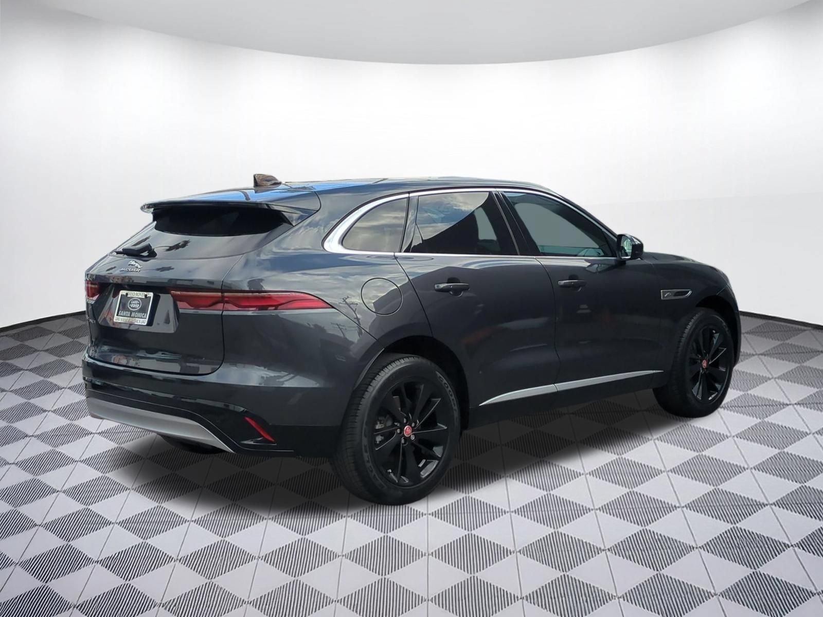Used 2023 Jaguar F-PACE S AWD/4WD image 5