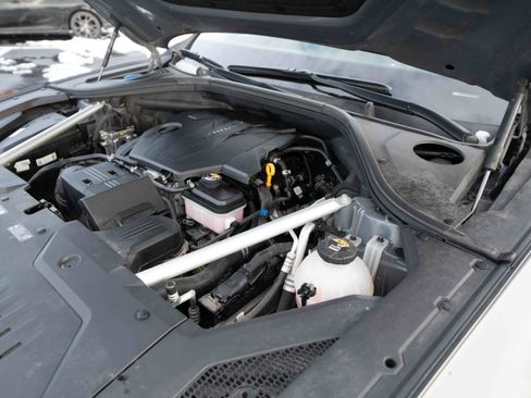 Used 2023 Genesis GV70 2.5T w/ Advanced Package image 34