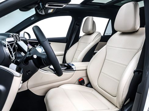 Certified 2025 Mercedes-Benz GLC 350e 4MATIC image 19