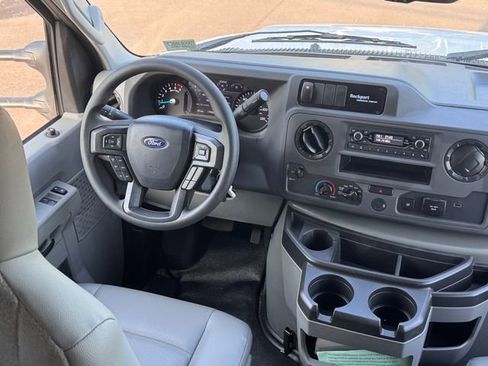 New 2026 Ford E-450 and Econoline 450 Super Duty w/ Power Equipment Group image 17