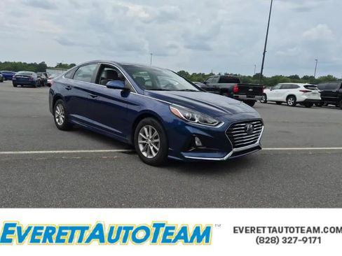 Used 2019 Hyundai Sonata SE FWD image 1