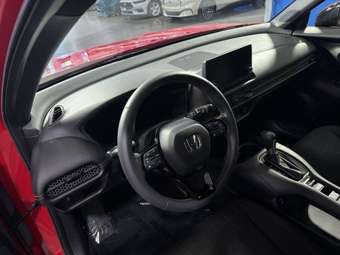 Used 2024 Honda HR-V Sport image 18