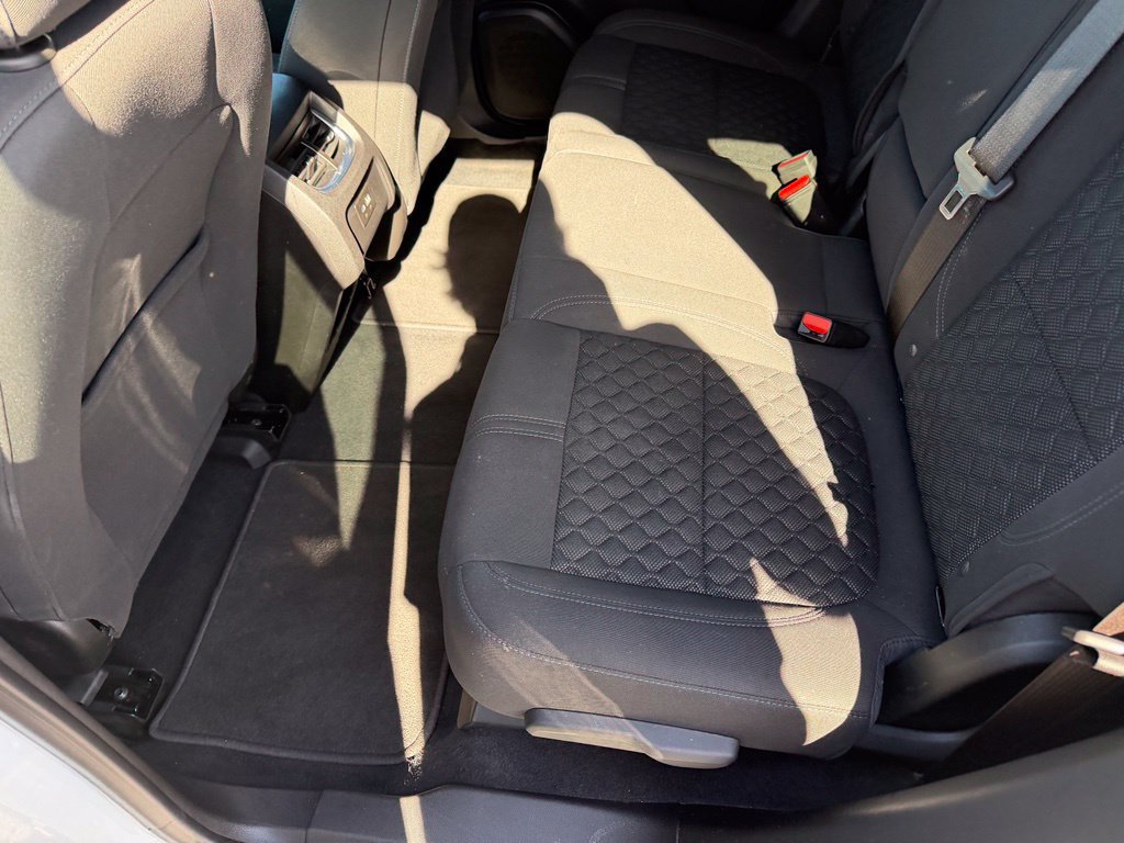 Used 2022 Chevrolet Blazer LT FWD image 9