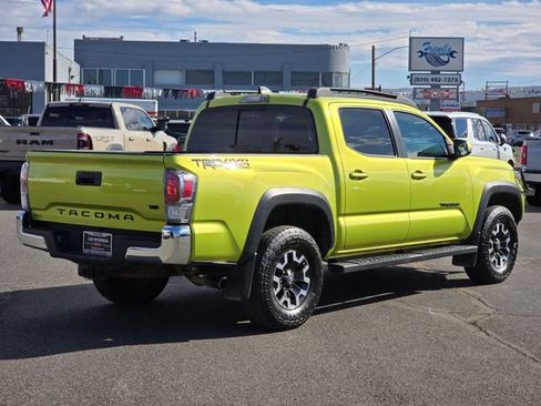 Used 2023 Toyota Tacoma TRD Off-Road w/ TRD Premium Off Road Package image 5