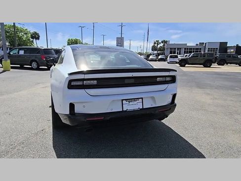 New 2026 Dodge Charger Scat Pack w/ Blacktop Package AWD/4WD image 30