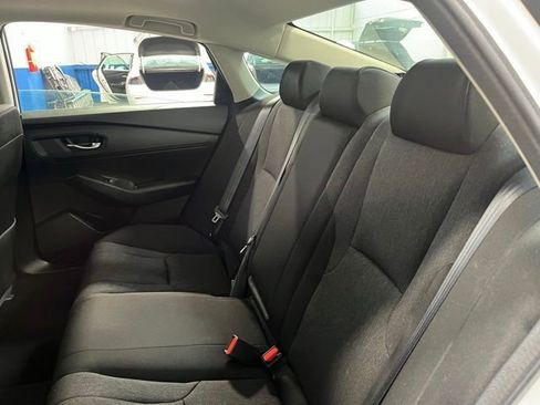 Used 2025 Honda Accord SE image 18