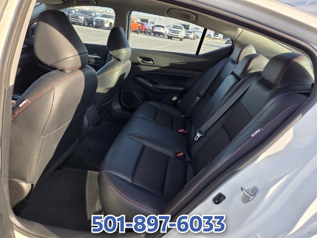 Used 2024 Nissan Altima 2.5 SR FWD image 9