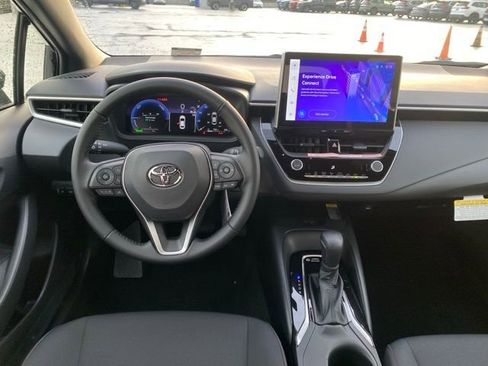New 2026 Toyota Corolla SE image 12