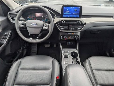 Used 2022 Ford Escape SEL image 11