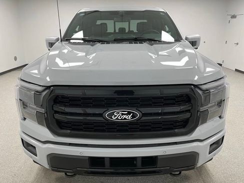 Used 2025 Ford F150 Lariat AWD/4WD image 3