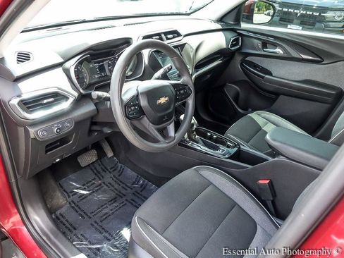 Used 2022 Chevrolet TrailBlazer LT AWD/4WD image 10