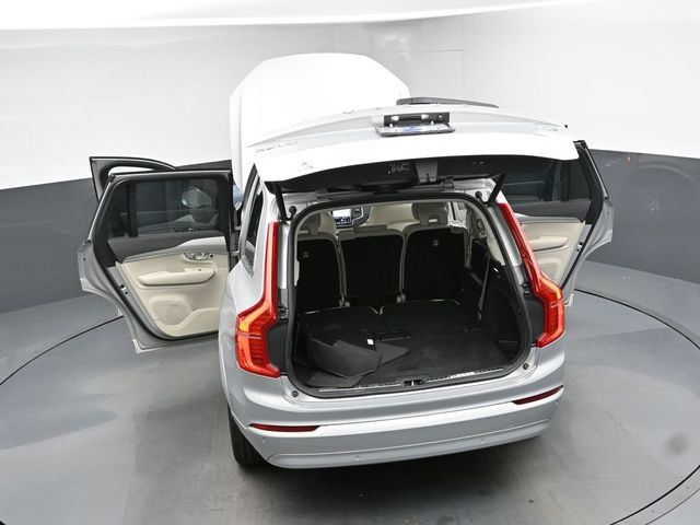 Used 2023 Volvo XC90 B5 Core w/ Climate Package AWD/4WD image 48