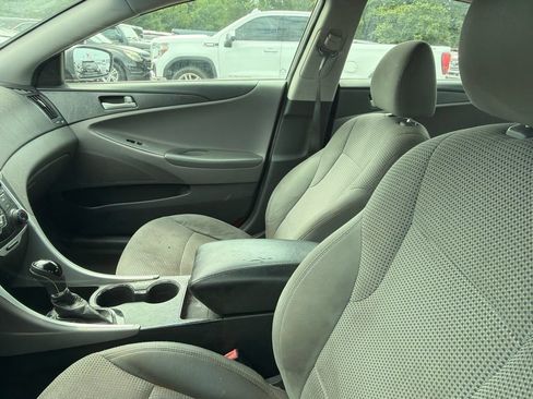 Used 2011 Hyundai Sonata GLS FWD image 10