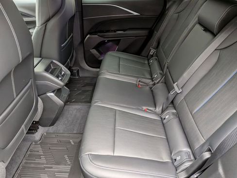 New 2026 Cadillac Lyriq Luxury image 21