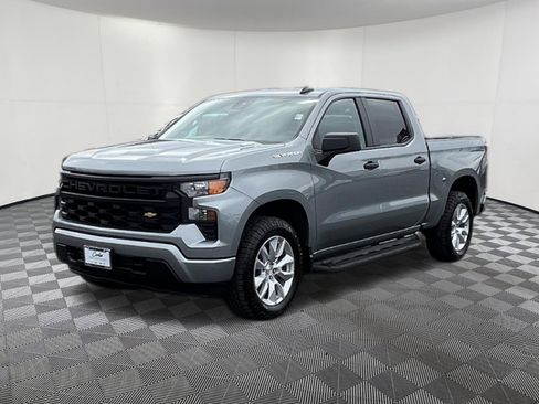 Used 2026 Chevrolet Silverado 1500 Custom AWD/4WD image 3