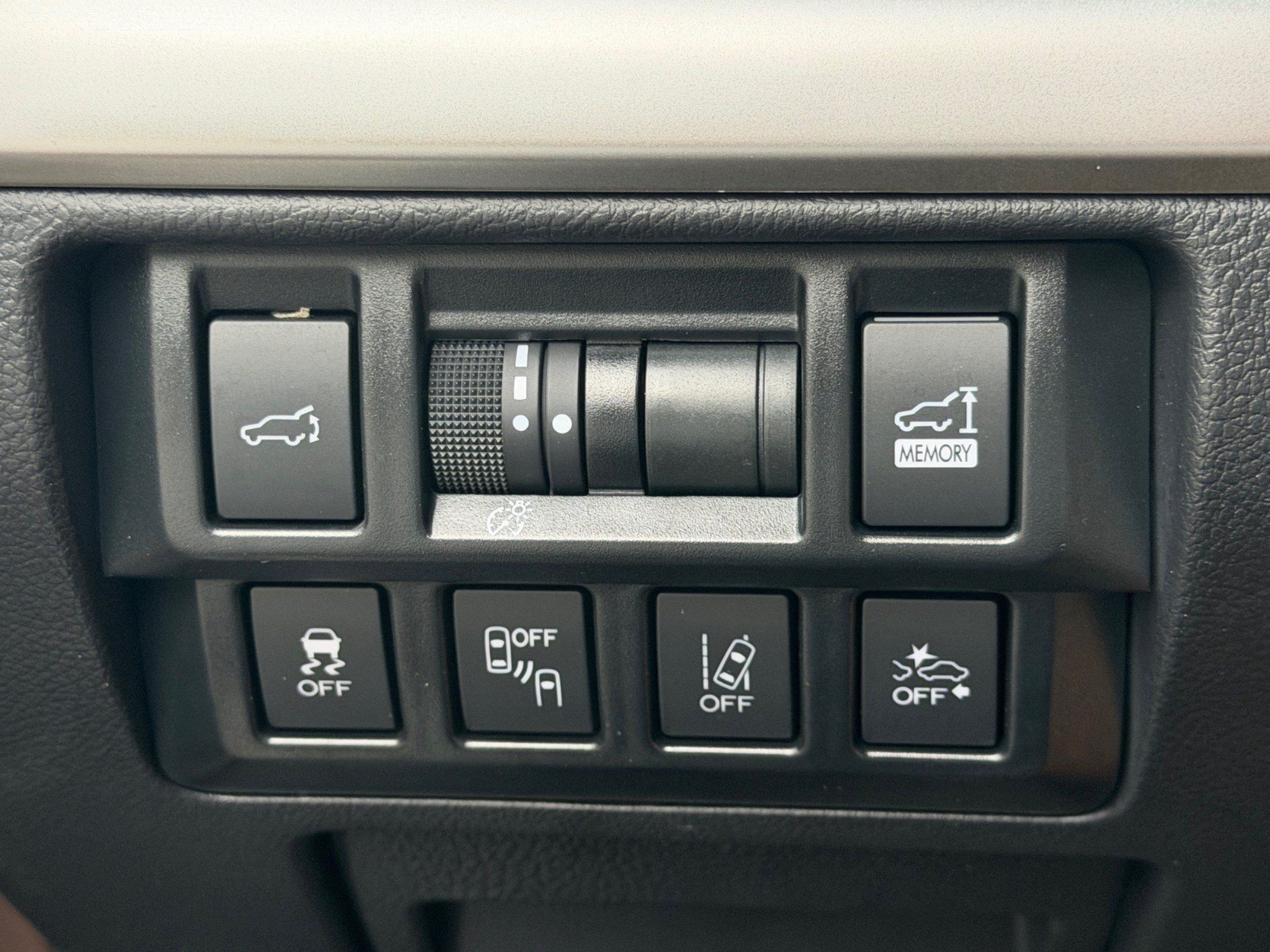 Used 2019 Subaru Outback 3.6R Touring AWD/4WD image 22