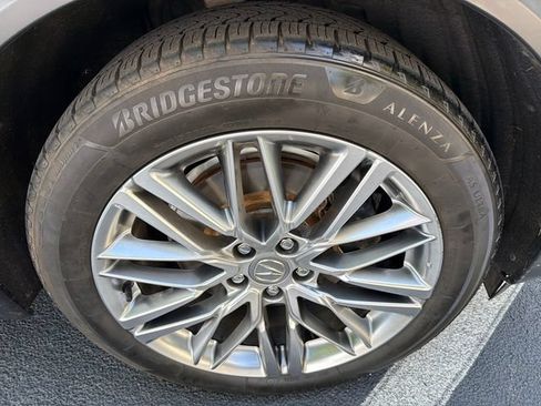Used 2022 Acura MDX SH-AWD w/ Advance Package image 12