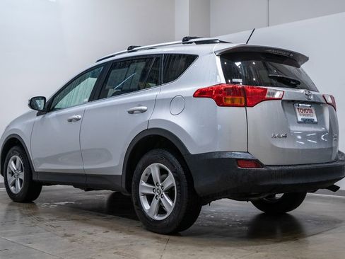 Used 2015 Toyota RAV4 XLE image 4
