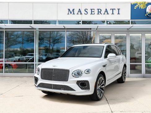Used 2023 Bentley Bentayga AWD/4WD image 1