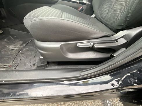 Used 2023 Mitsubishi Eclipse Cross LE image 13