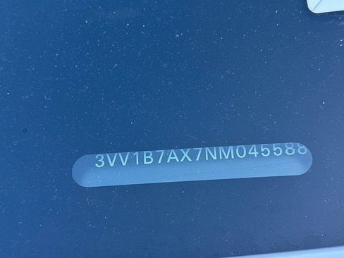 Used 2022 Volkswagen Tiguan S image 7