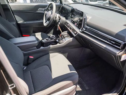 Certified 2023 Kia Sportage LX AWD/4WD image 15