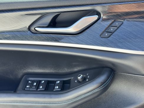 Used 2022 Jeep Grand Cherokee Trailhawk image 26