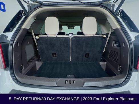 Used 2023 Ford Explorer Platinum w/ Technology Package AWD/4WD image 33