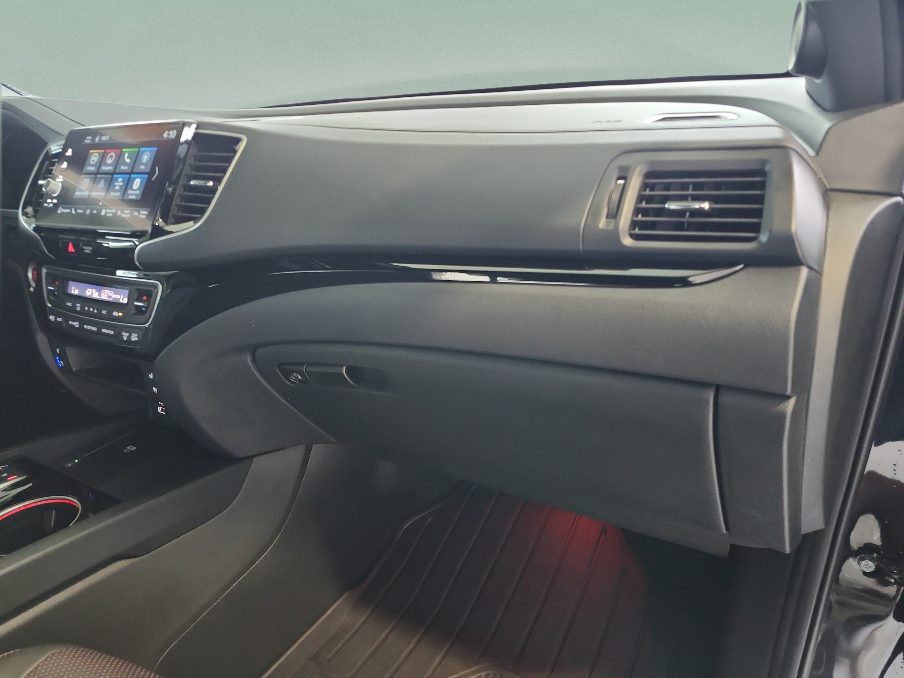 Used 2024 Honda Ridgeline Black Edition image 21