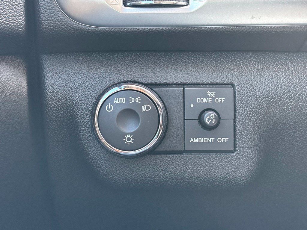 Used 2016 GMC Acadia SLE FWD image 30