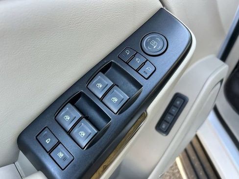 Used 2017 GMC Yukon Denali w/ Open Road Package image 16