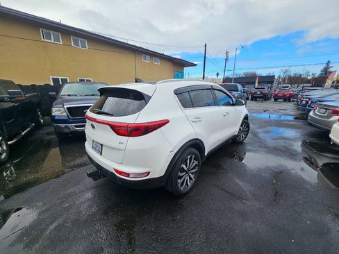 Used 2017 Kia Sportage EX w/ EX Premium Package image 5