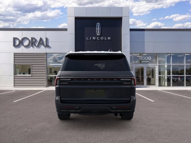 New 2026 Lincoln Navigator Premiere AWD/4WD image 5