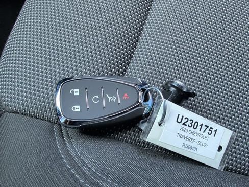 Used 2023 Chevrolet Traverse LT AWD/4WD image 27