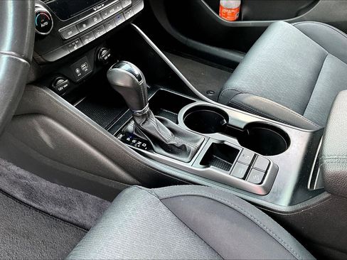 Used 2018 Hyundai Tucson Value FWD image 18