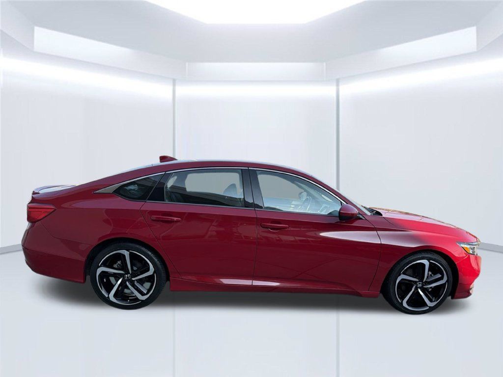 Used 2018 Honda Accord Sport image 7