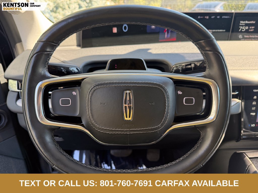 Used 2025 Lincoln Navigator Reserve AWD/4WD image 15