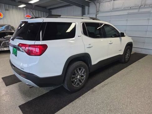 Used 2018 GMC Acadia SLT AWD/4WD image 5