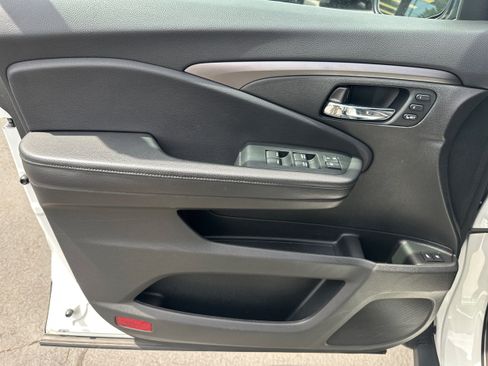 Used 2021 Honda Pilot Black Edition image 20
