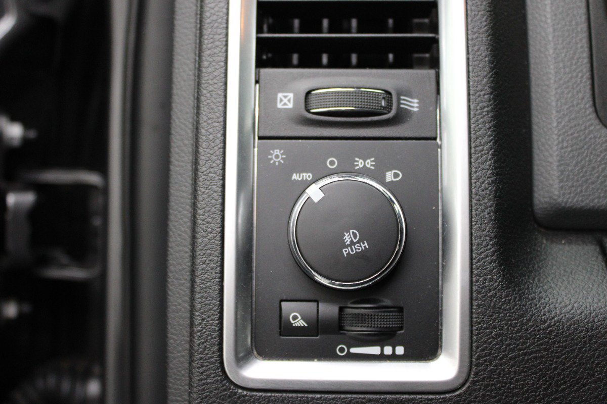 Used 2017 RAM 1500 Big Horn AWD/4WD image 16