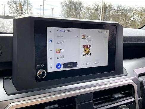 Used 2025 Toyota 4Runner SR5 image 22